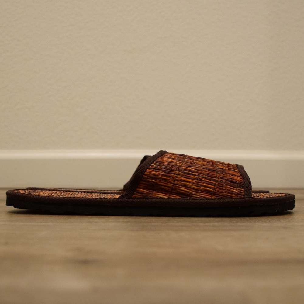 Flip-Flops - Picture 5 of 14